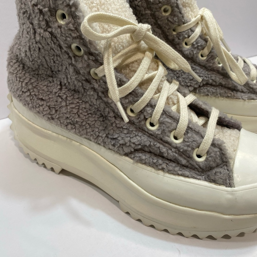 Converse Run Star Hike High Sherpa Vapor Unisex W/9.5 M/8 Hi Top Sneakers